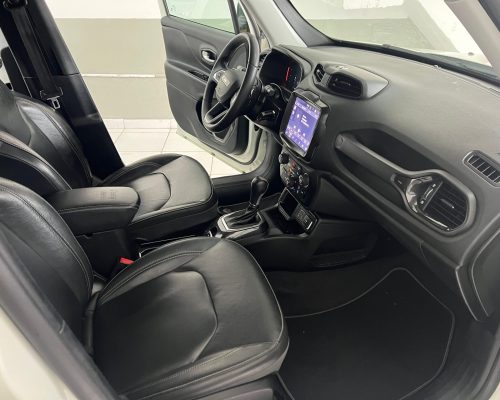 a021047a-1539-40b1-bb94-e217552cc340